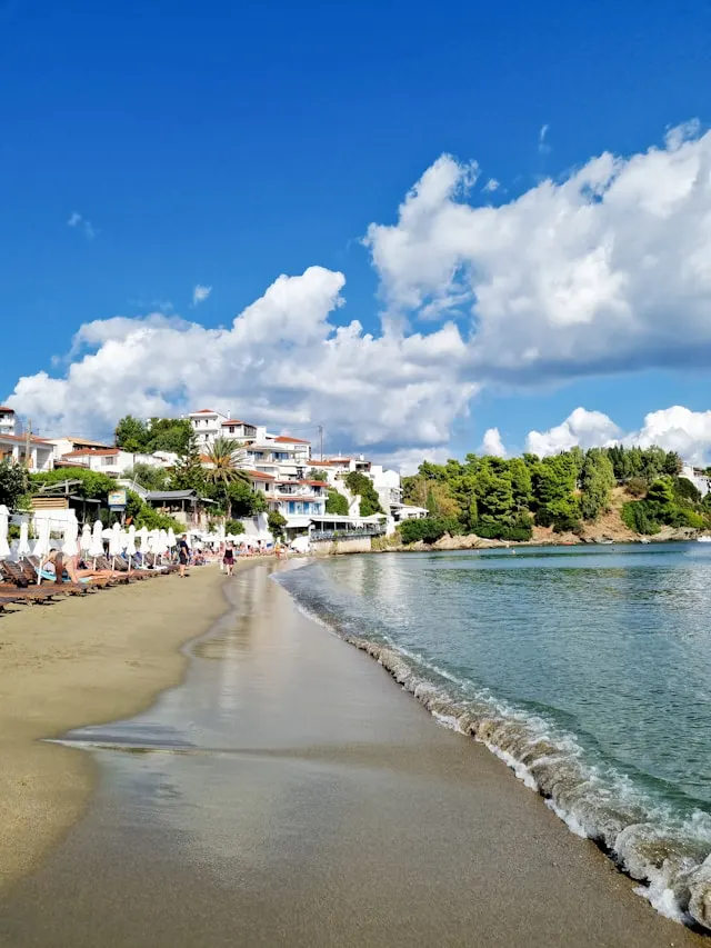Megali ammos skiathos beach