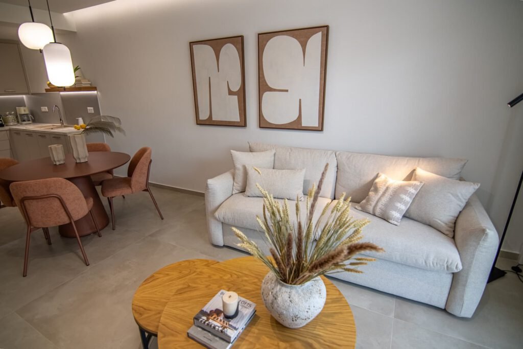 Newly built in 2024, Aigis Apartment Skiathos blends comfort and elegance to create a cosy home away from home on the beautiful island of Skiathos. Conveniently located in Skiathos Town, our apartment offers easy access to the entire island.