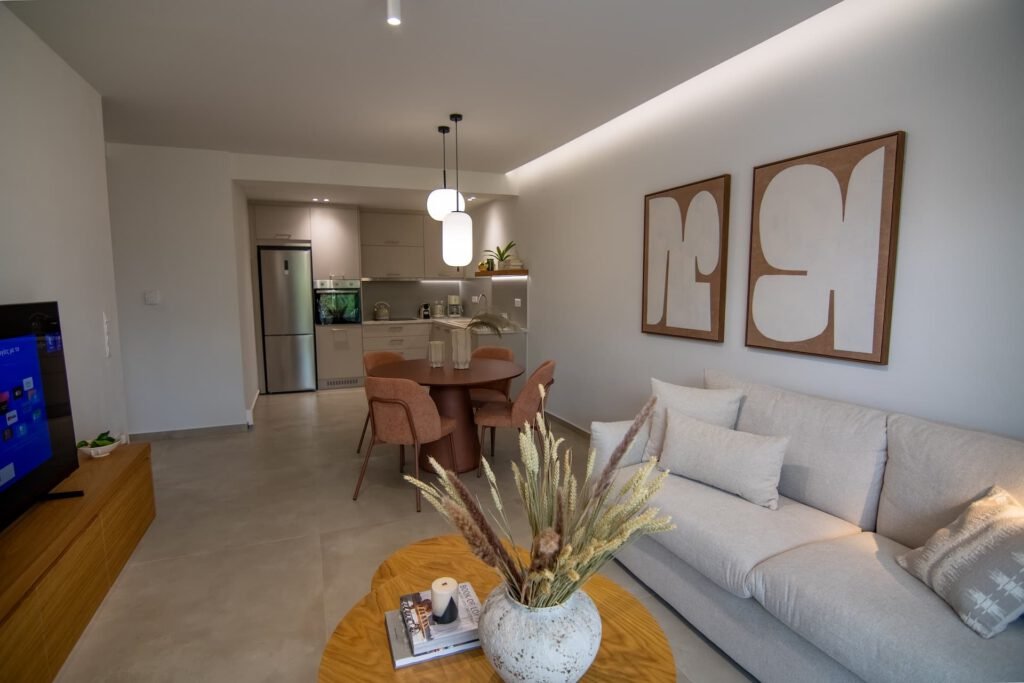 Newly built in 2024, Aigis Apartment Skiathos blends comfort and elegance to create a cosy home away from home on the beautiful island of Skiathos. Conveniently located in Skiathos Town, our apartment offers easy access to the entire island.