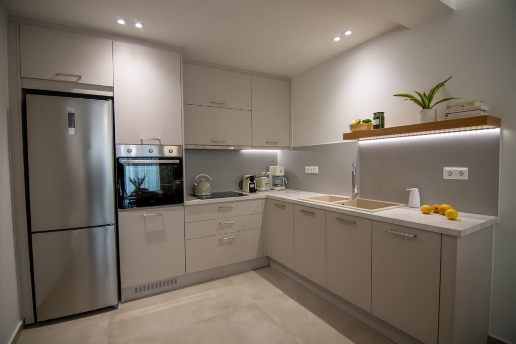 Newly built in 2024, Aigis Apartment Skiathos blends comfort and elegance to create a cosy home away from home on the beautiful island of Skiathos. Conveniently located in Skiathos Town, our apartment offers easy access to the entire island.